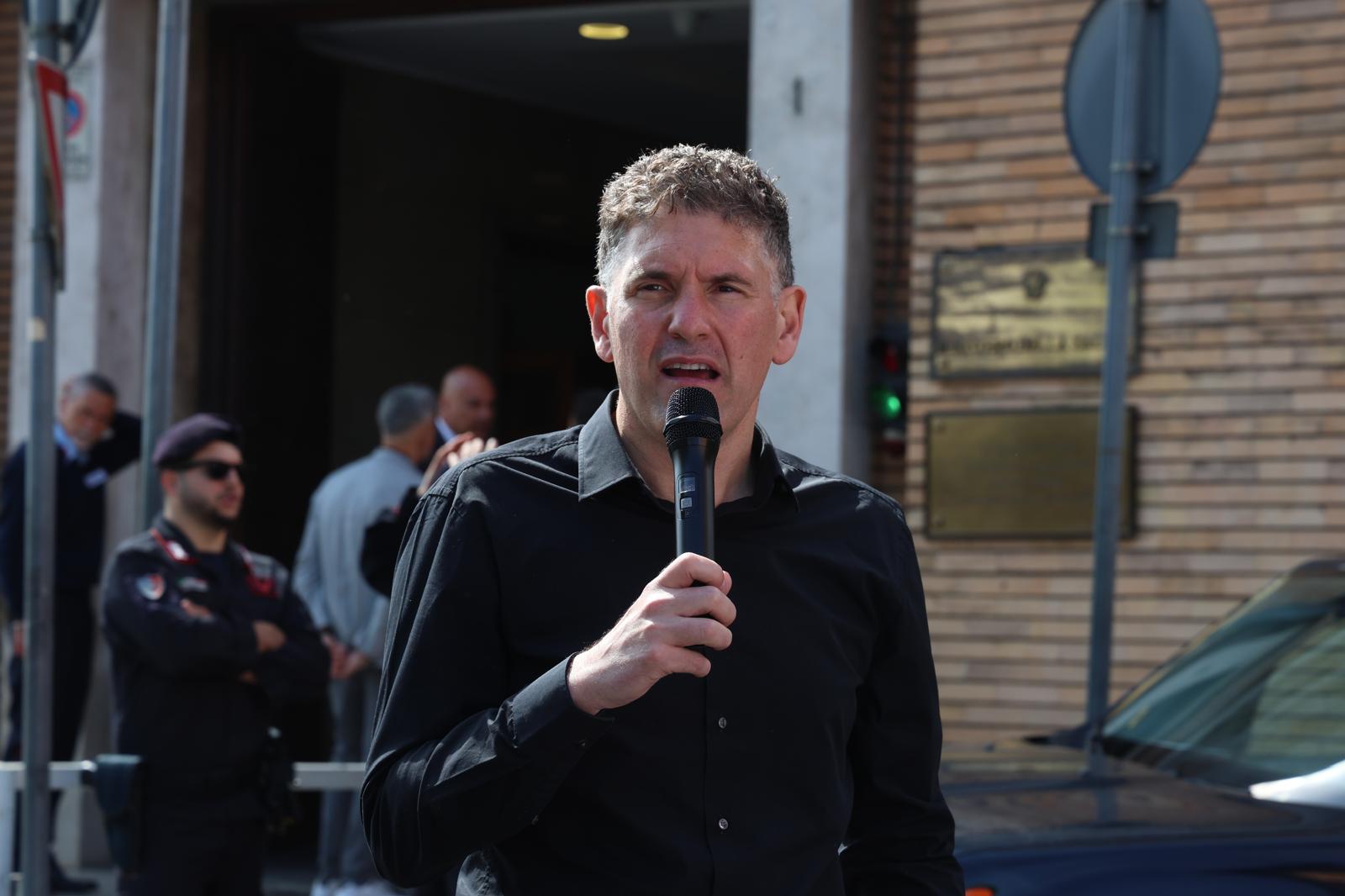 Giuliano Ministero