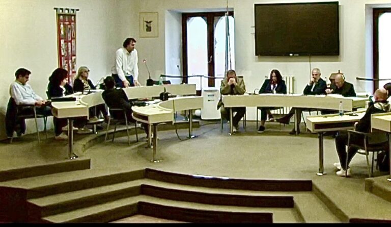 foto consiglio comunale 23.05.2025