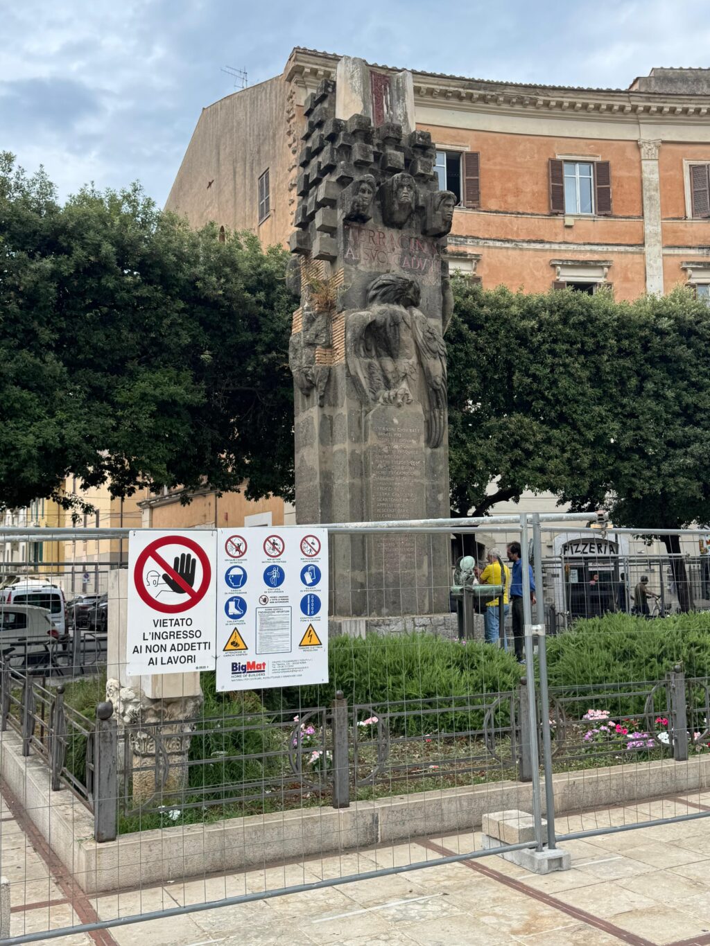 RESTAURO MONUMENTO2