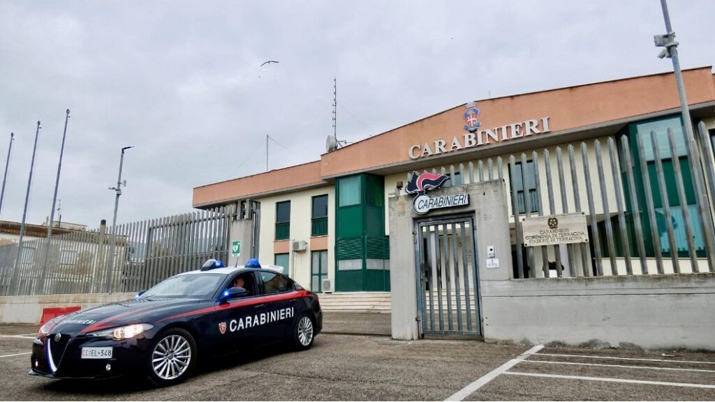carabinieri terracina