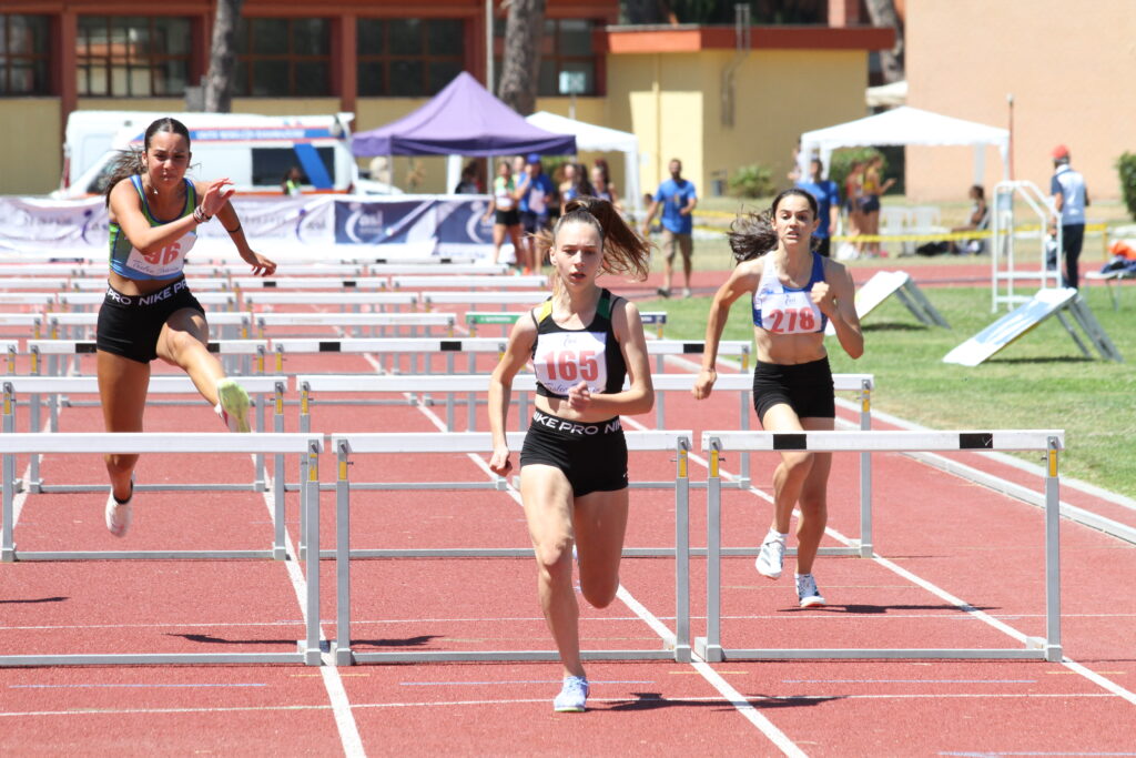 sabrina romagnoli vince gli 80 hs pag 6