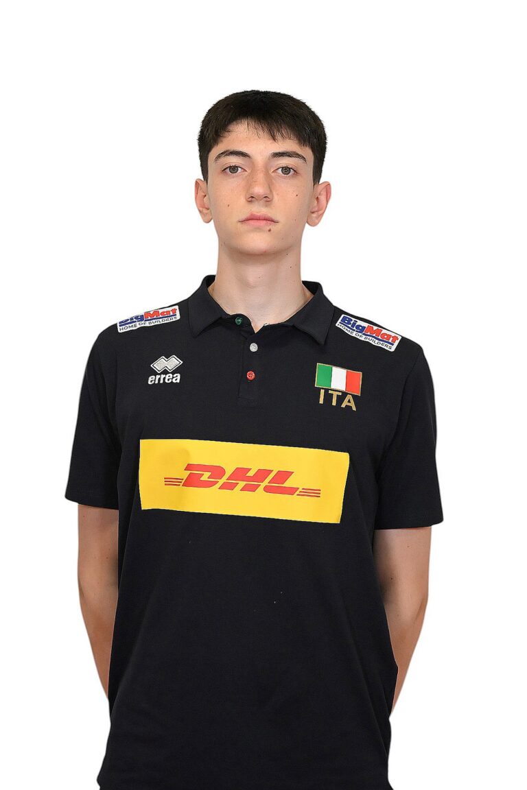 Jacopo Tosti con la maglia della nazionale