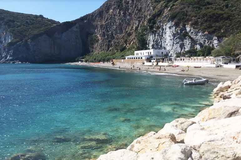 Spiaggia di Frontone Ponza