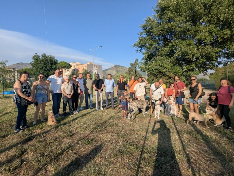area gi sgambamento per cani ospiti e amministratori