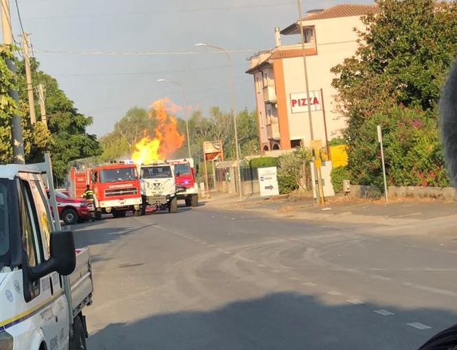 incendio Borgo Santa Maria ponte latina