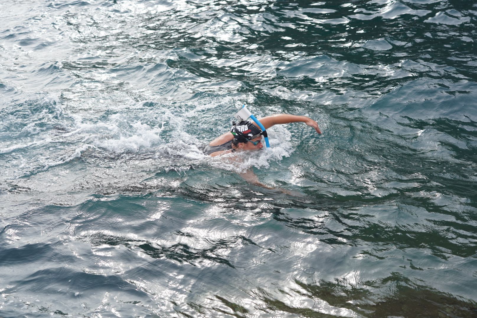 rebecca scagnetto in piena azione durante la Santo Stefano Ventotene