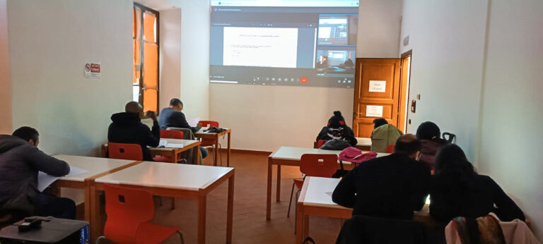 Aula corsi x adulti