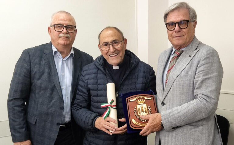 PresidenteCC-Mancini_Don Patrizio_Sindaco-Mantini