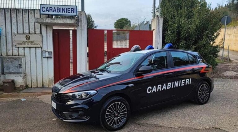 03.11.2025 PRIVERNO (LT) I CARABINIERI DENUNCIANO UN TRENT OTTENNE PER FALSITA MATERIALE_1